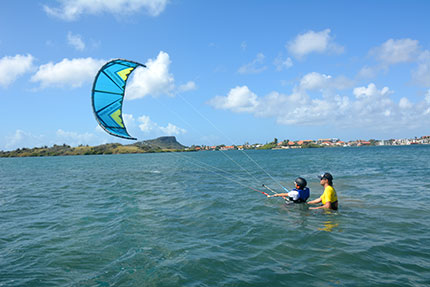 Kitesurfing lessons by Kiteboarding Curacao